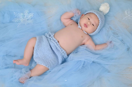 改则宝宝吐奶黄色