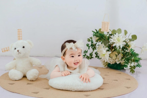 改则几个月宝宝可以吃水果